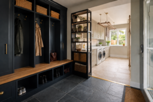 laundry room with mudroom